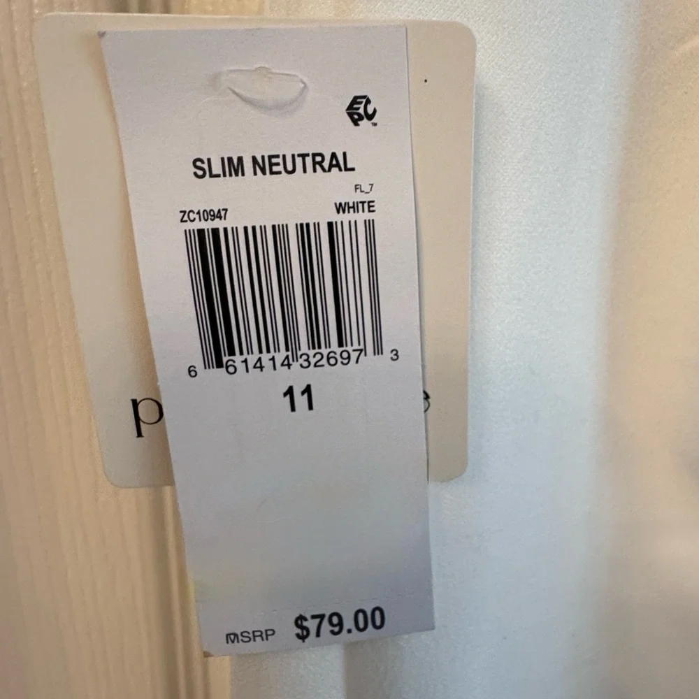 NWT Elegant White Strappy Dress - Picture 7 of 9